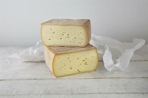 Produktfoto zu Hofkäse